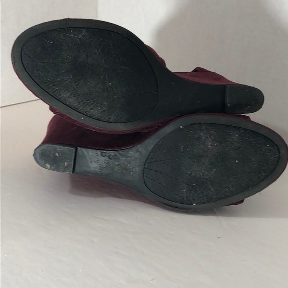 DV8 Cabernet sueded sandals - Picture 4 of 4
